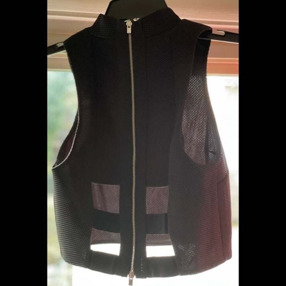 Crop top - Picture 3 of 4